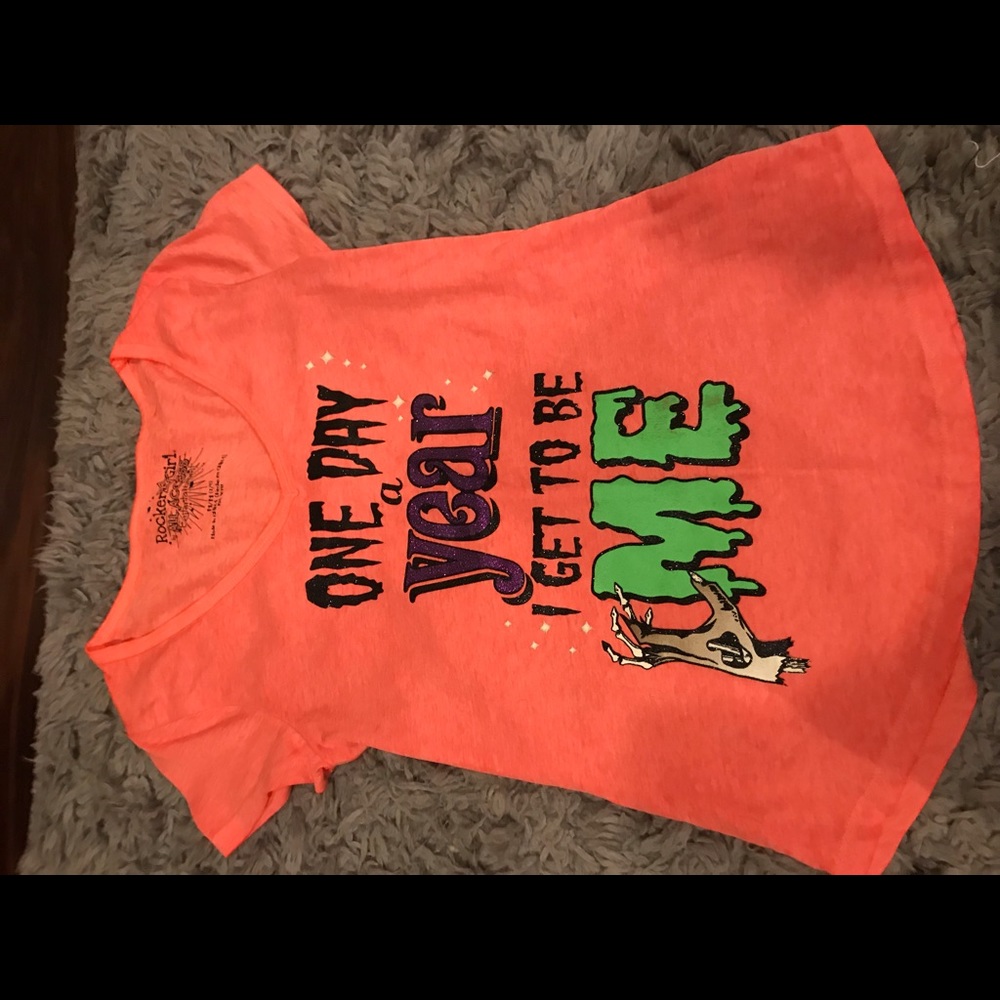 Halloween Vneck